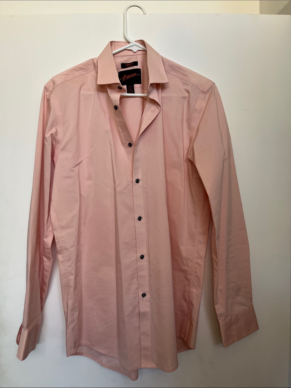Egara Men's Light Pink Long-Sleeve Dress Shirt